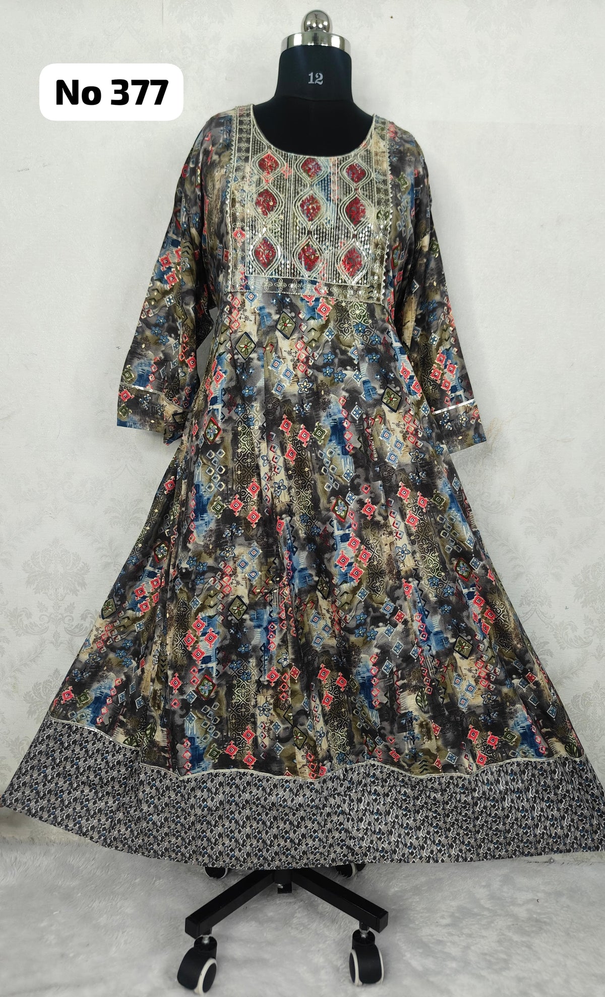 PLUS SIZE NO 377