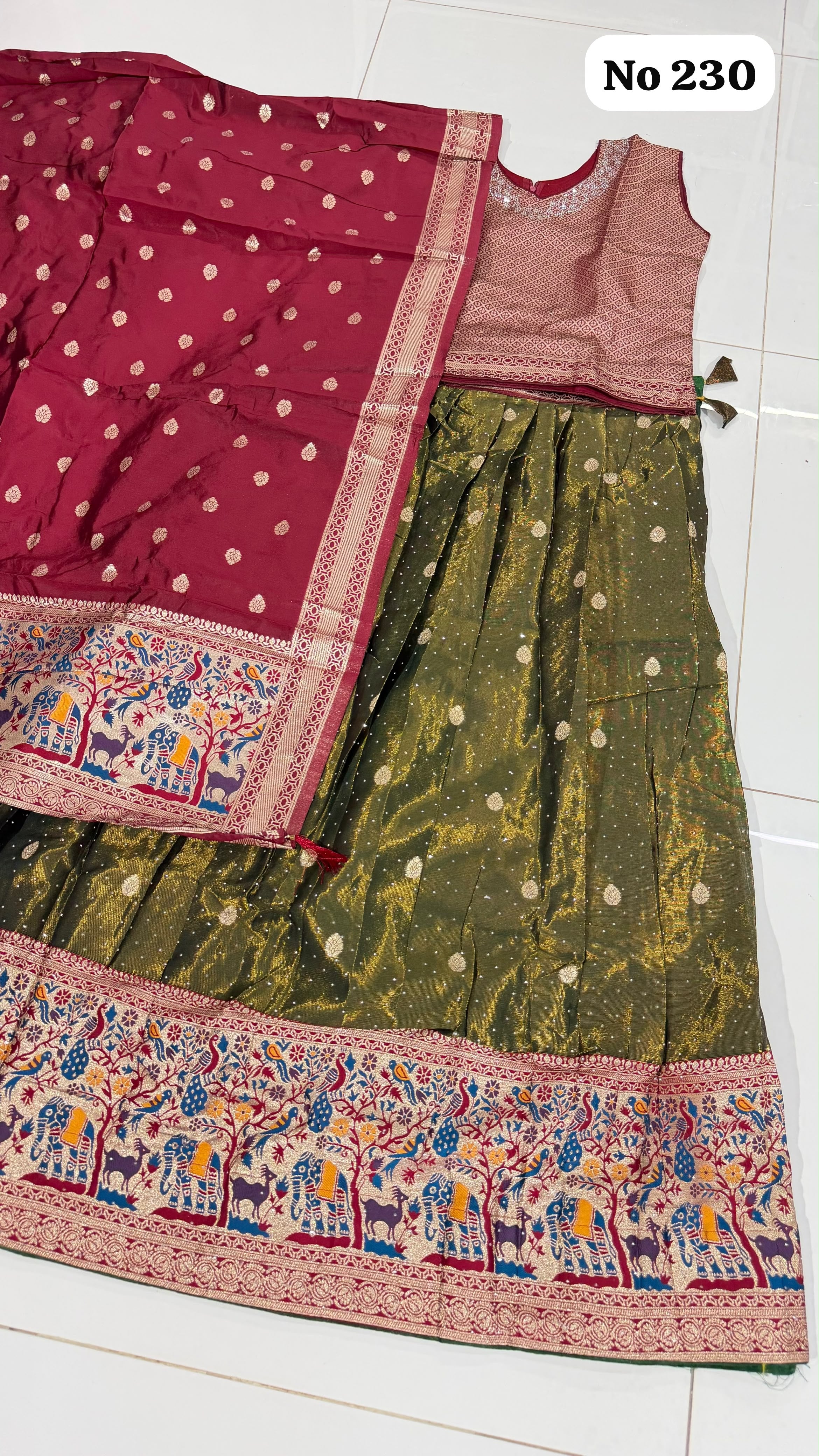 Lehenga Choli🥰230(Size 42)