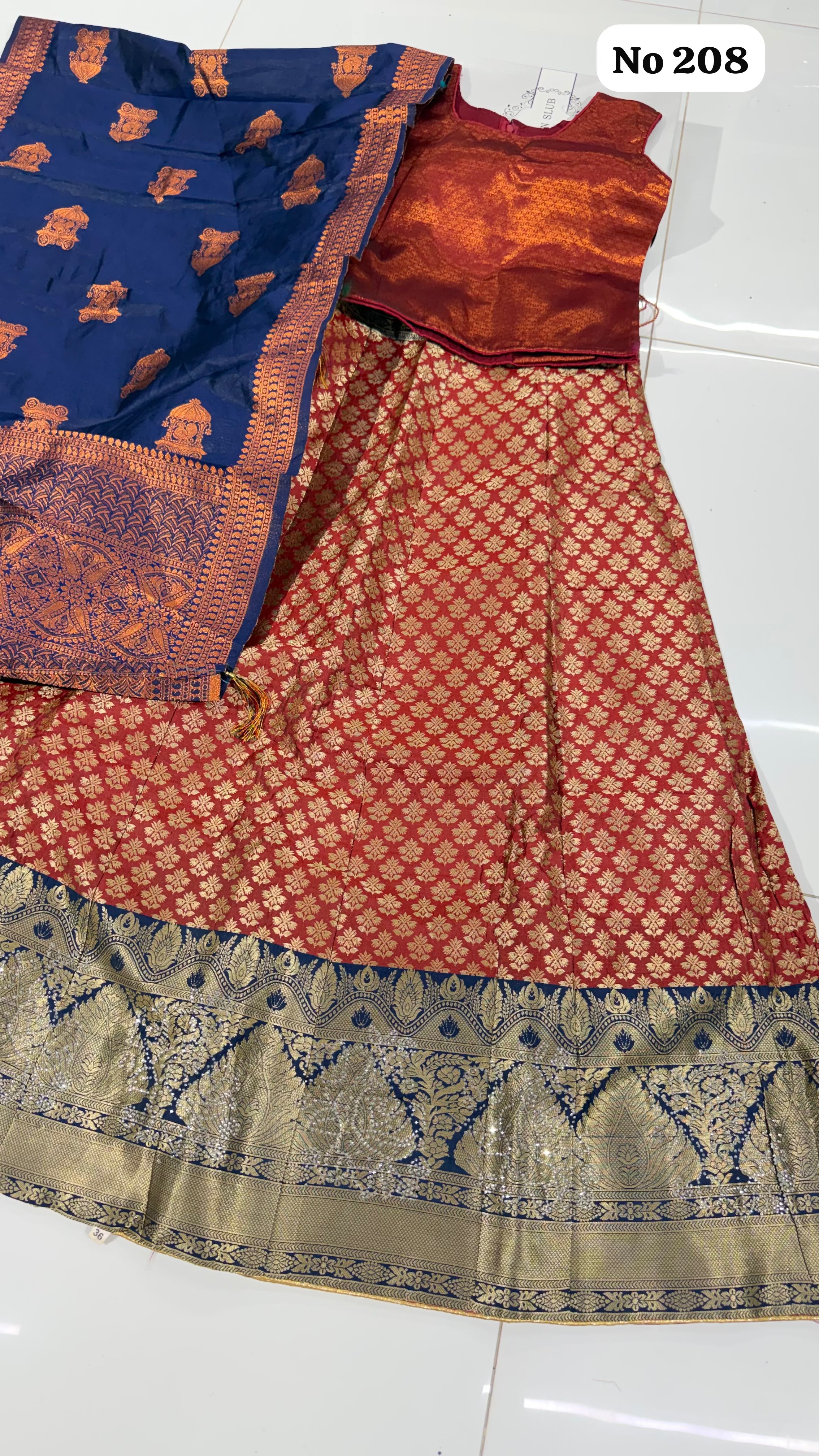 Lehenga Choli 🥰208 (Size 32)