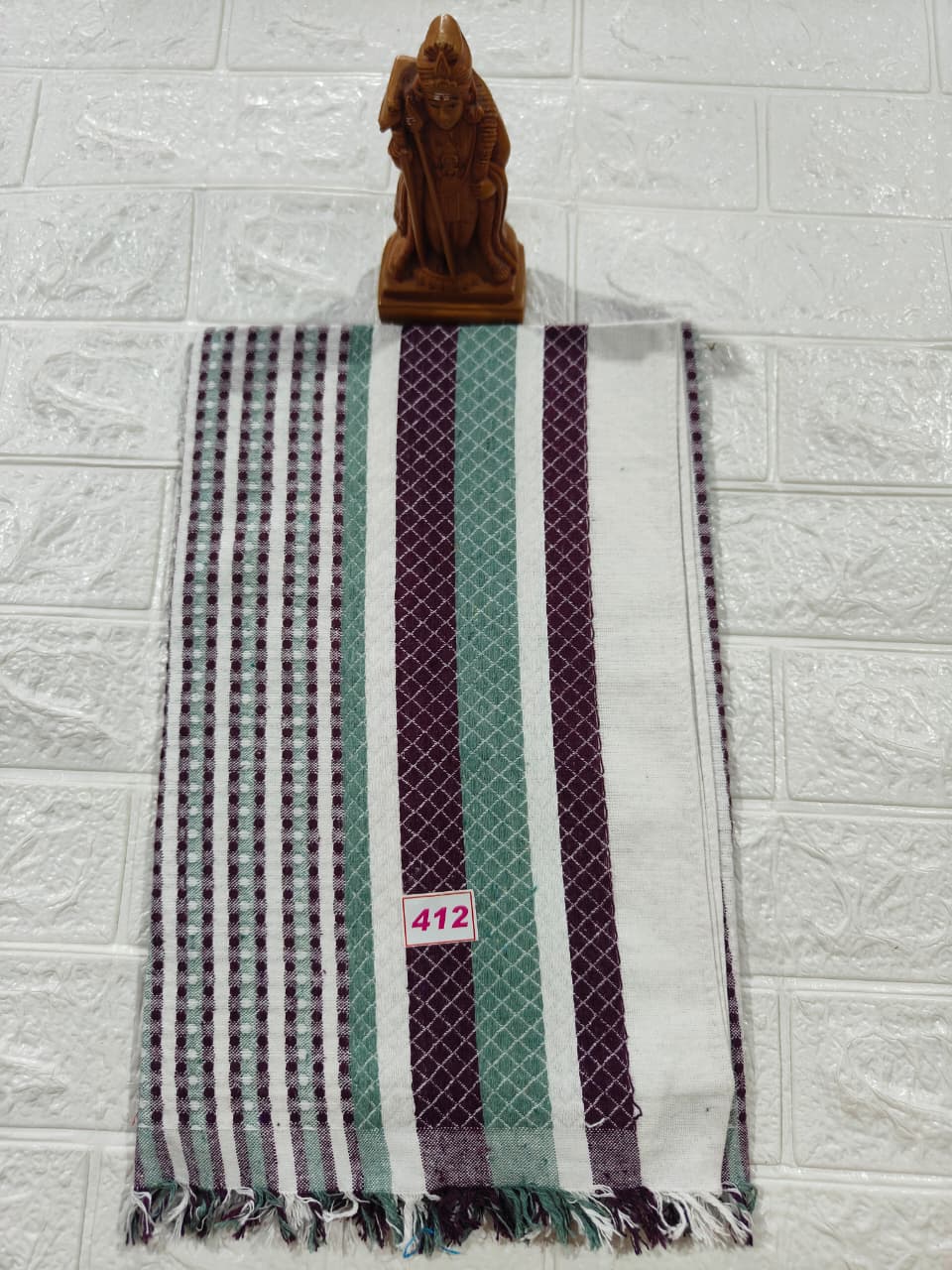 Towel (No 412)