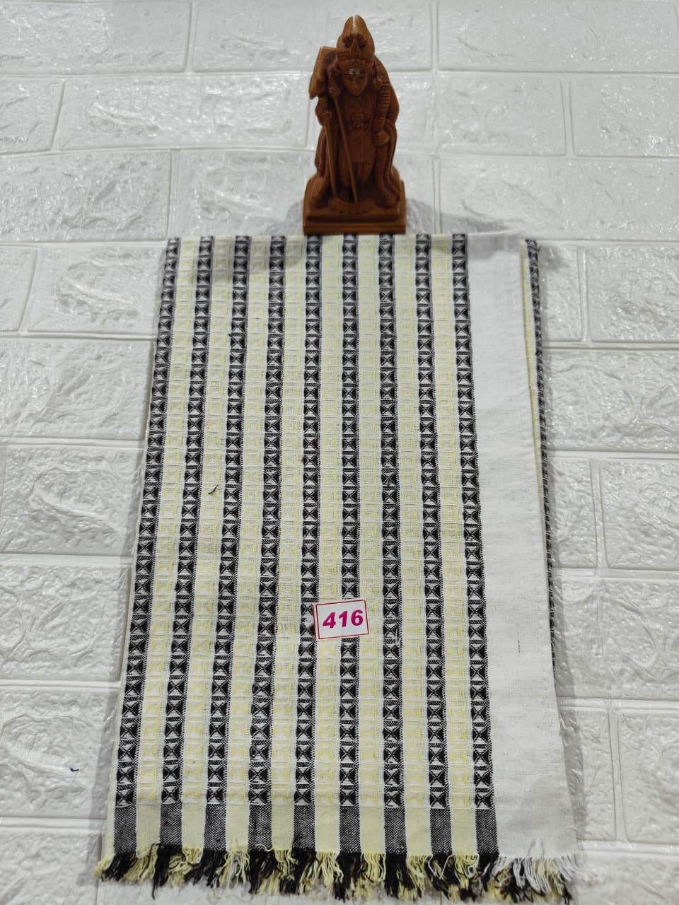 Towel (No 416)