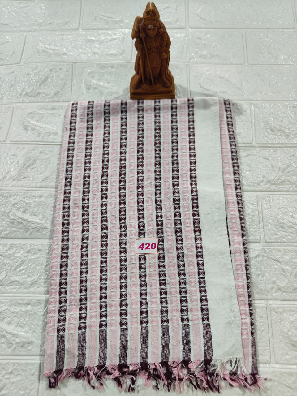 Pure Cotton Towel 30*60 (No 420)