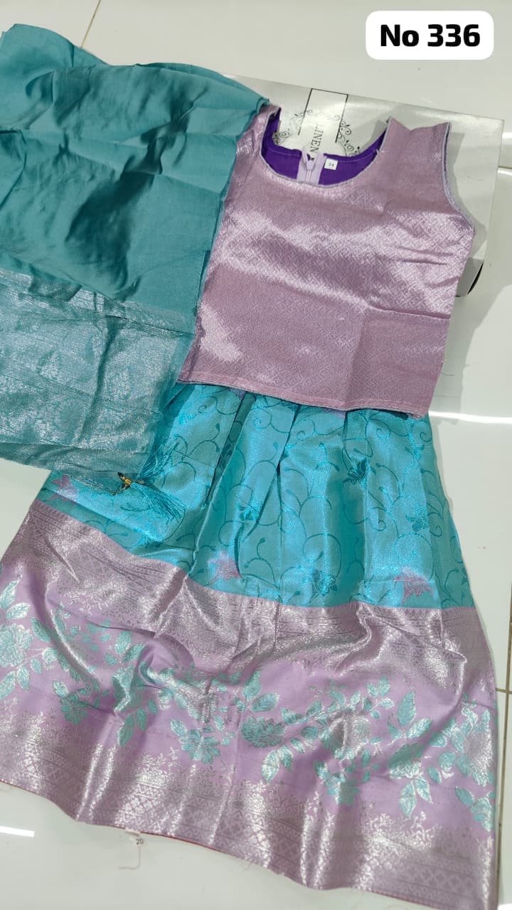 Lehenga Choli (No 336)(Size 28)