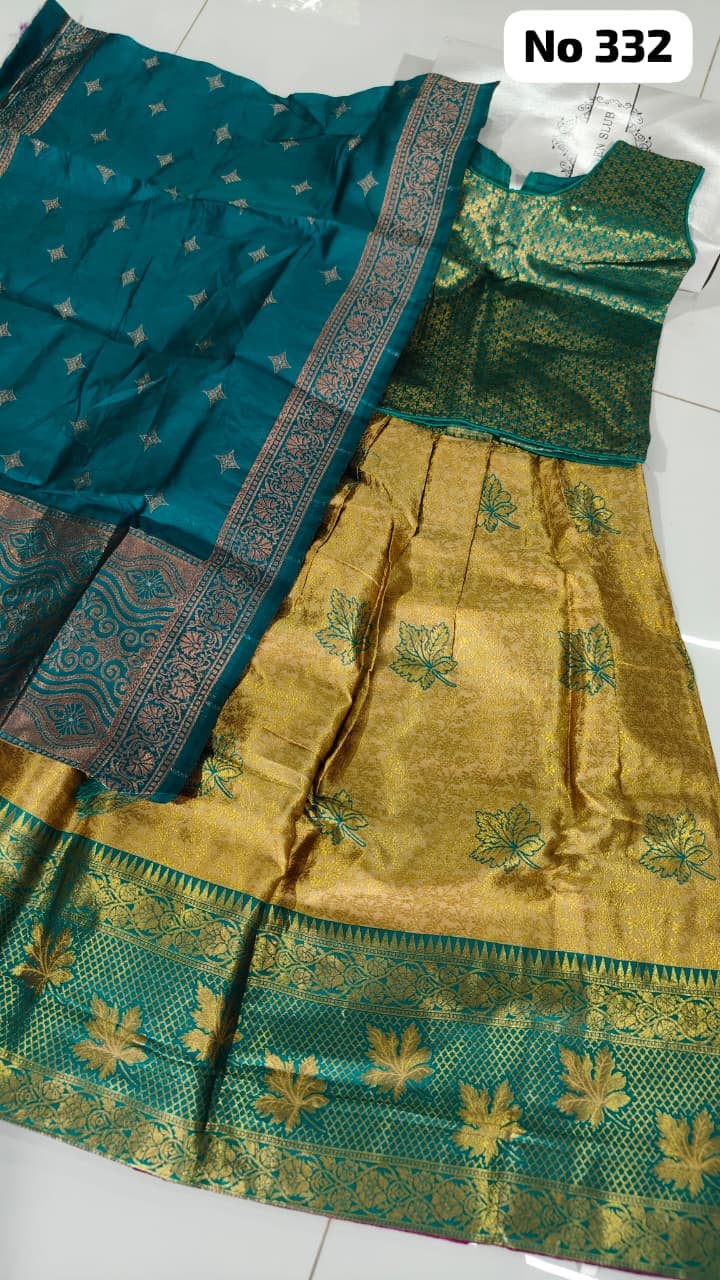 Lehenga Choli (No 332)(Size 32)