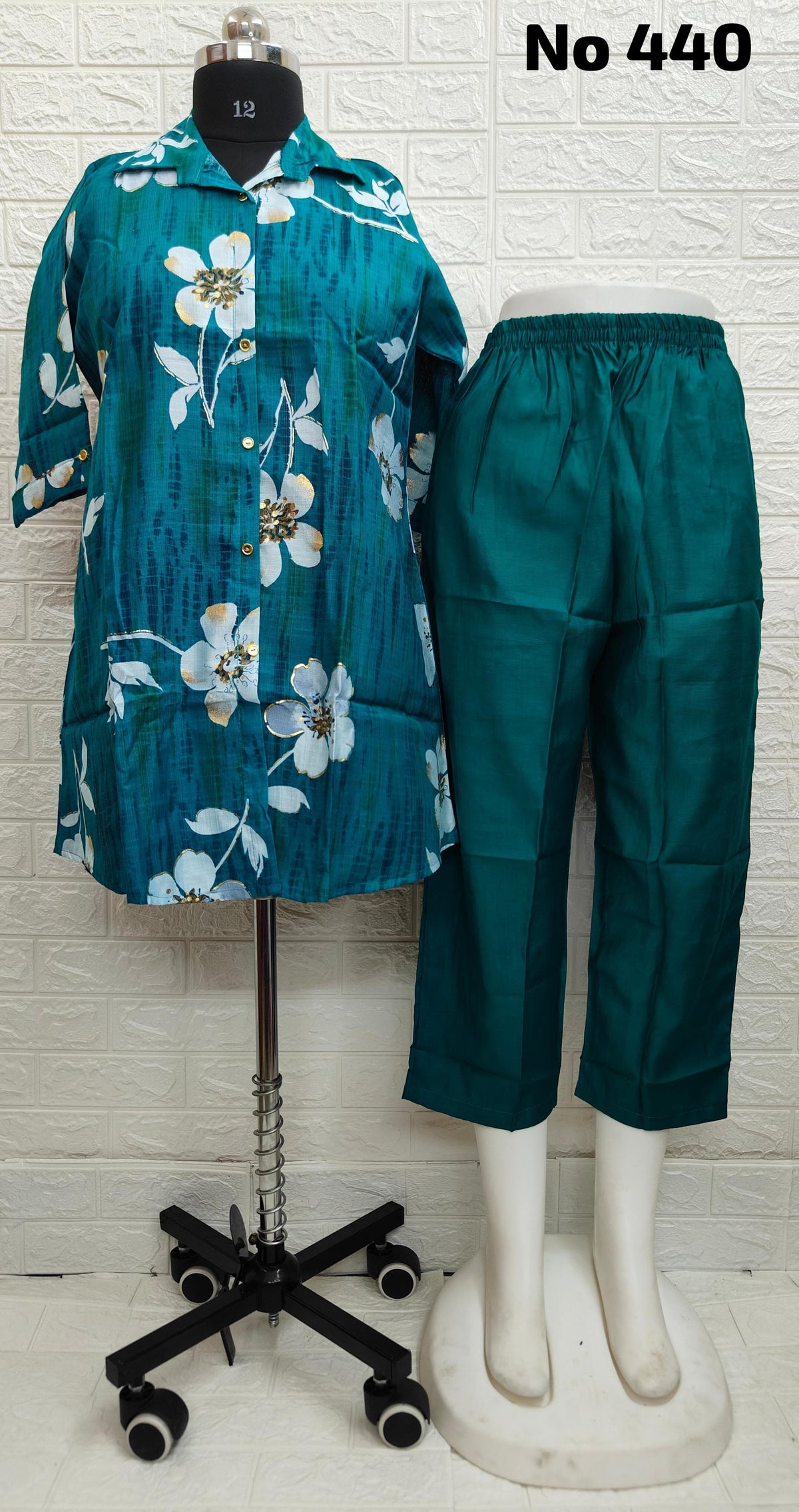 Premium Vertican Silk 2Pcs Set (No.440)