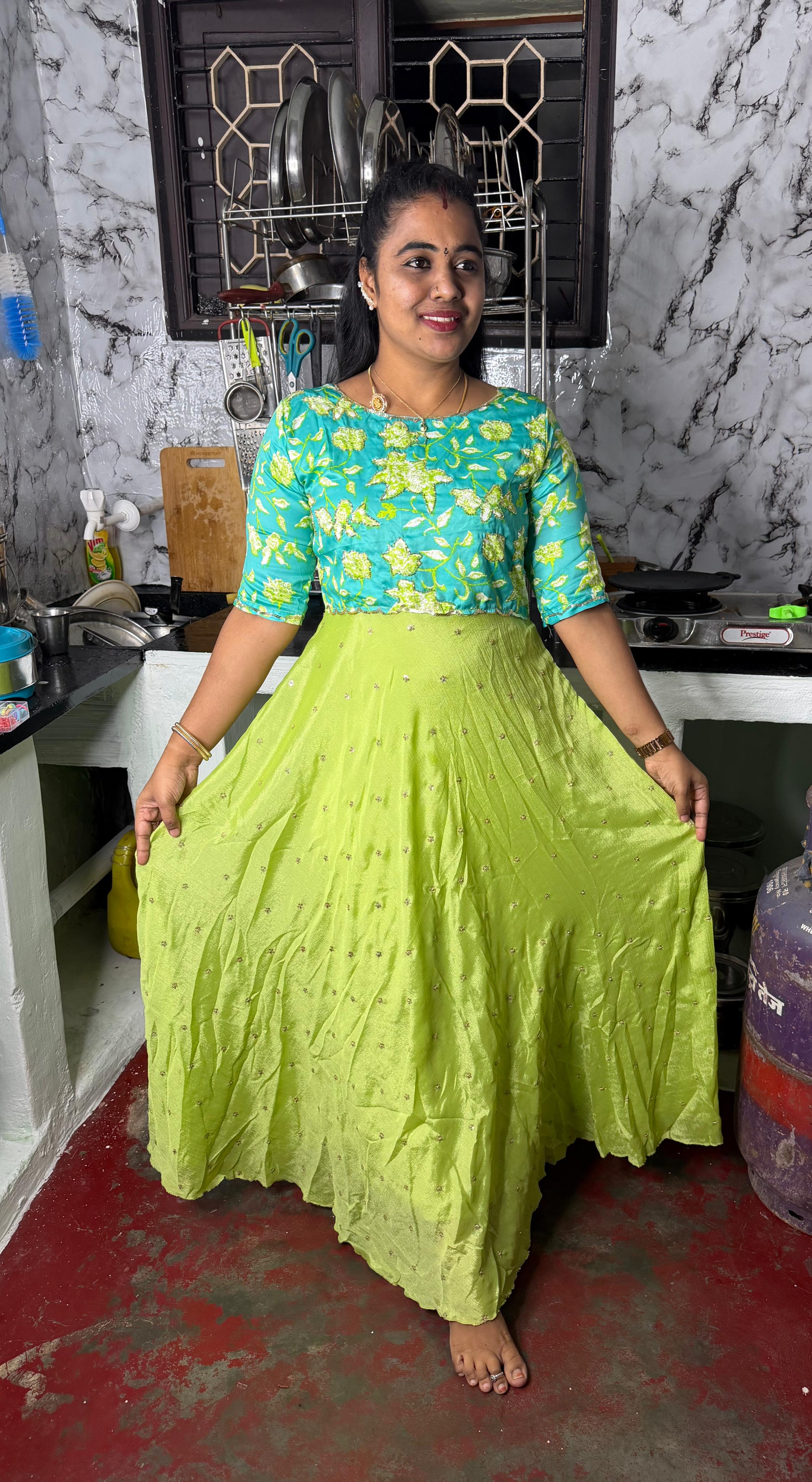 Anarkali Gown With Lining (No 1)